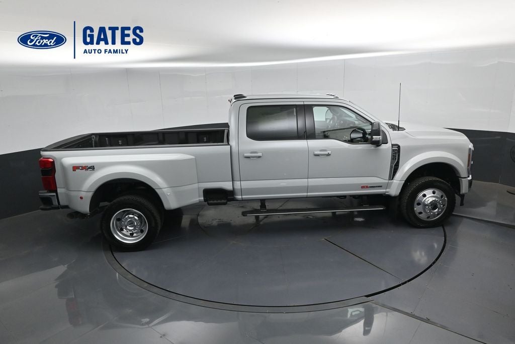 2026 Ford F-450SD Lariat DRW