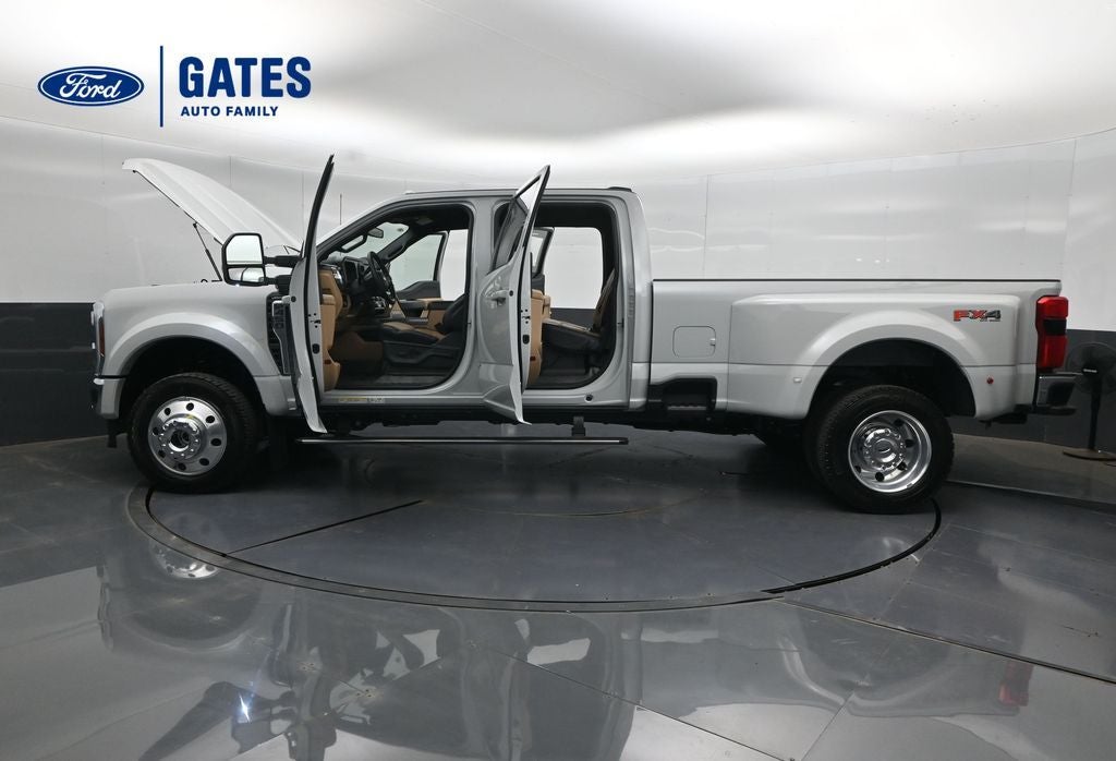 2026 Ford F-450SD Lariat DRW