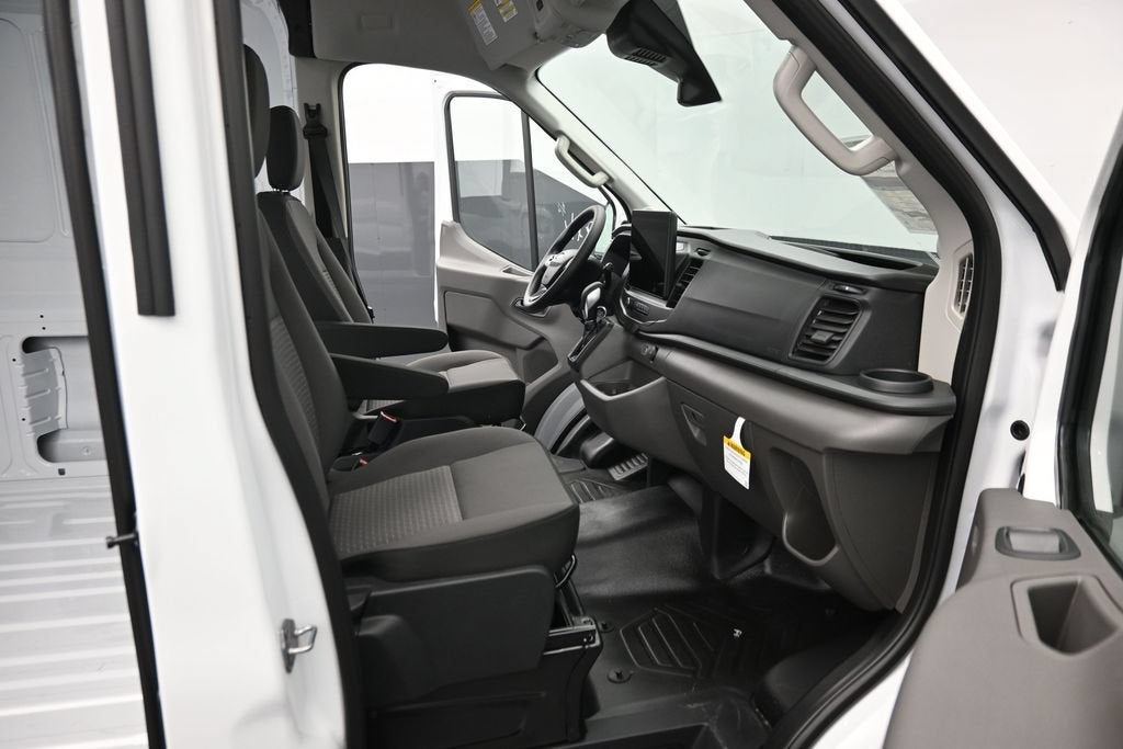 2027 Ford Transit-250 Base