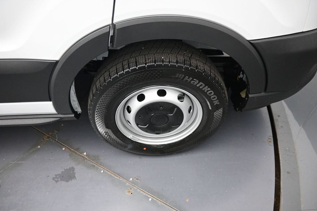 2027 Ford Transit-250 Base