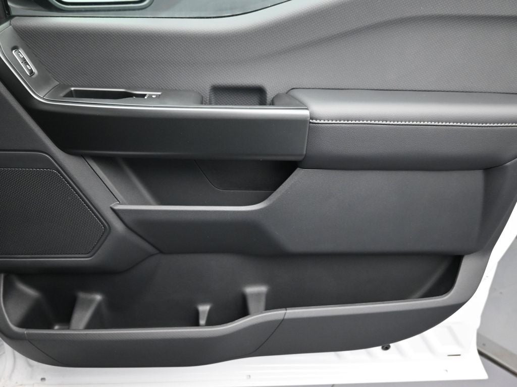 2025 Ford F-150 STX LOBO