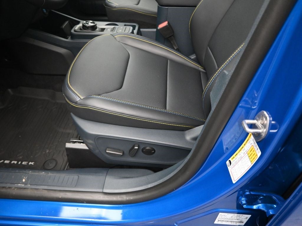 2026 Ford Maverick Lobo Standard