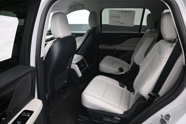 2027 Lincoln Aviator Premiere