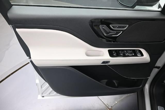 2027 Lincoln Aviator Premiere