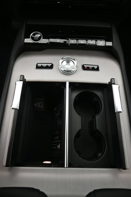 2027 Lincoln Navigator Reserve