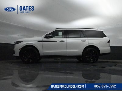 2027 Lincoln Navigator Reserve