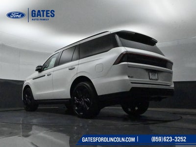 2027 Lincoln Navigator Reserve