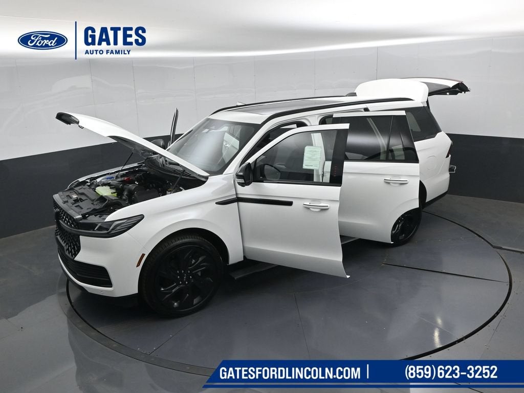 2027 Lincoln Navigator Reserve
