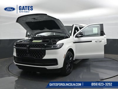 2027 Lincoln Navigator Reserve