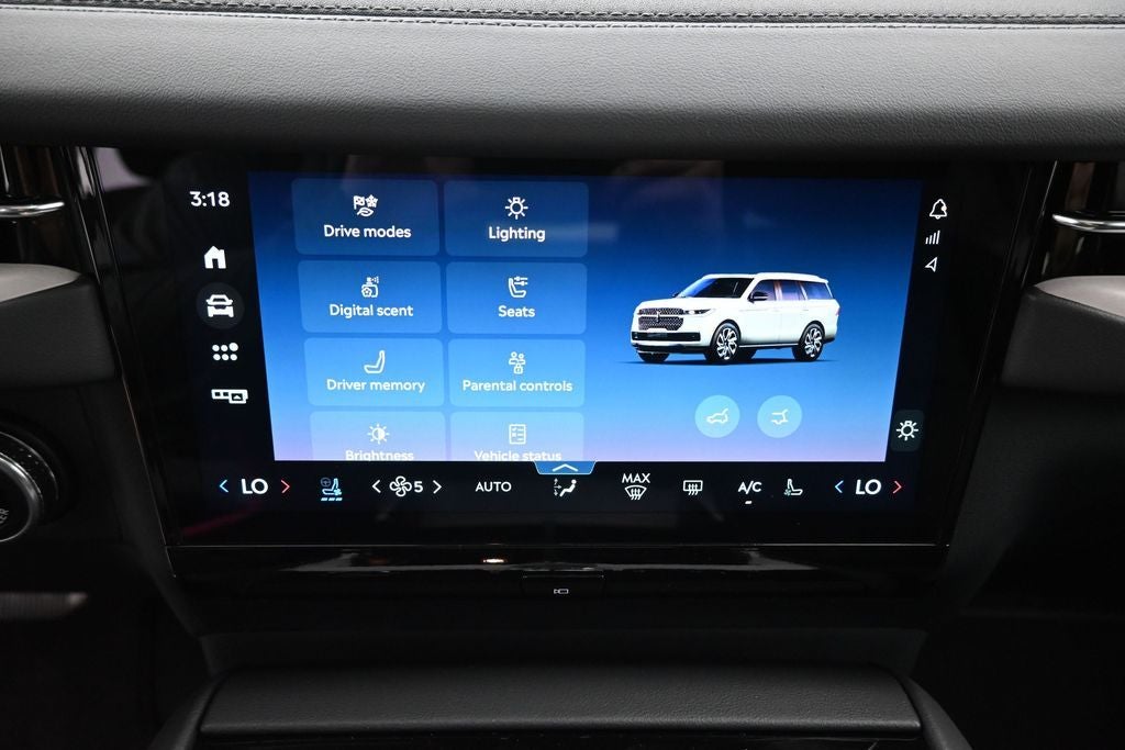 2027 Lincoln Navigator Reserve