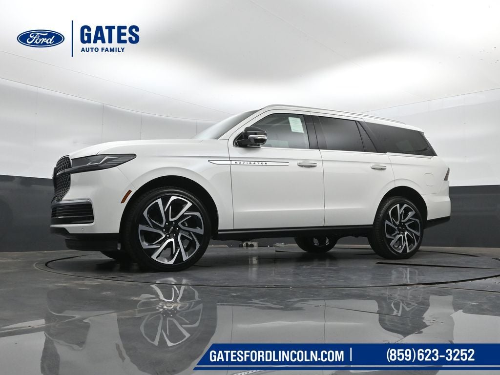 2027 Lincoln Navigator Reserve