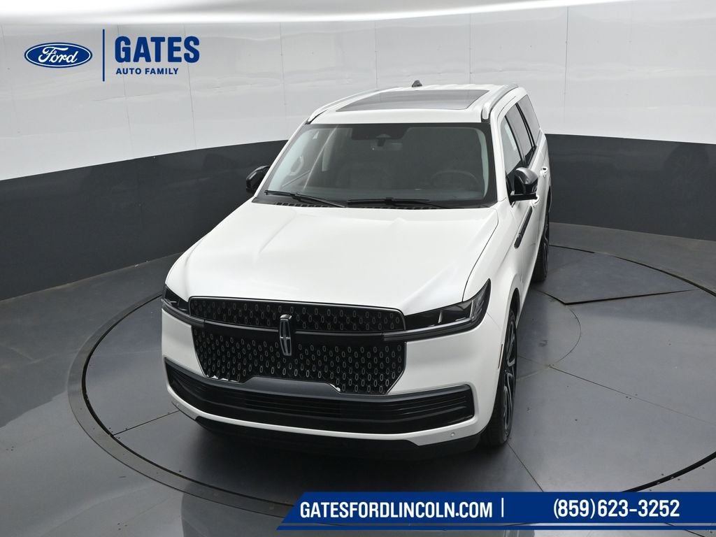 2027 Lincoln Navigator Reserve
