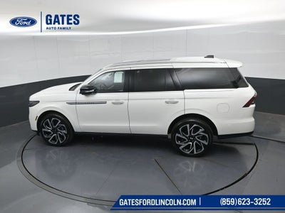 2027 Lincoln Navigator Reserve