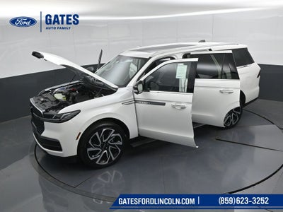 2027 Lincoln Navigator Reserve