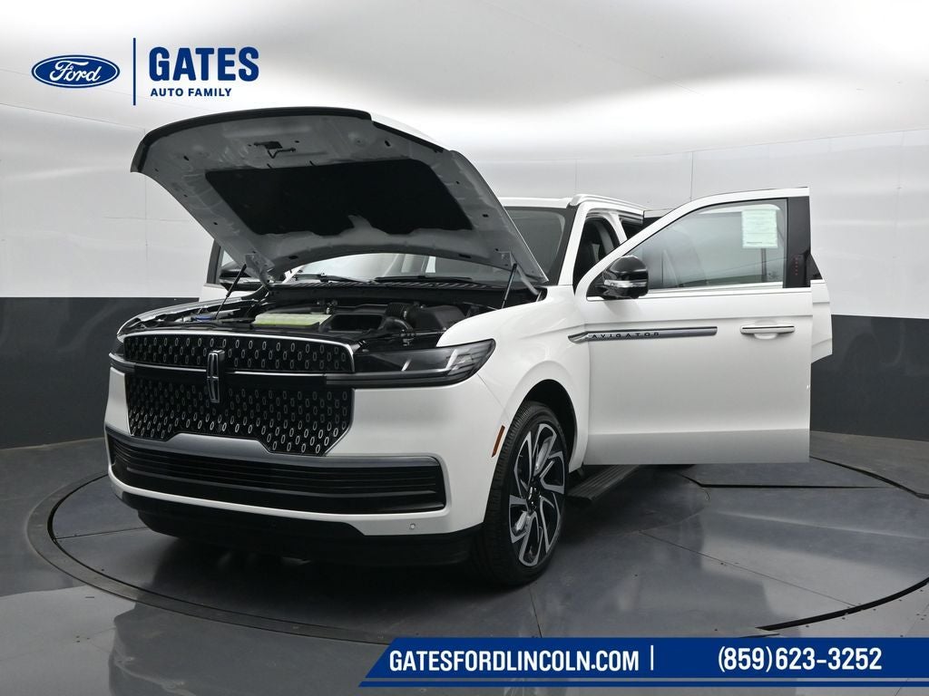 2027 Lincoln Navigator Reserve