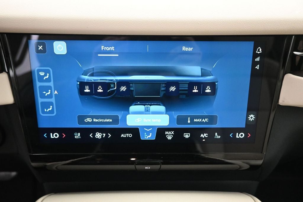 2027 Lincoln Navigator Premiere