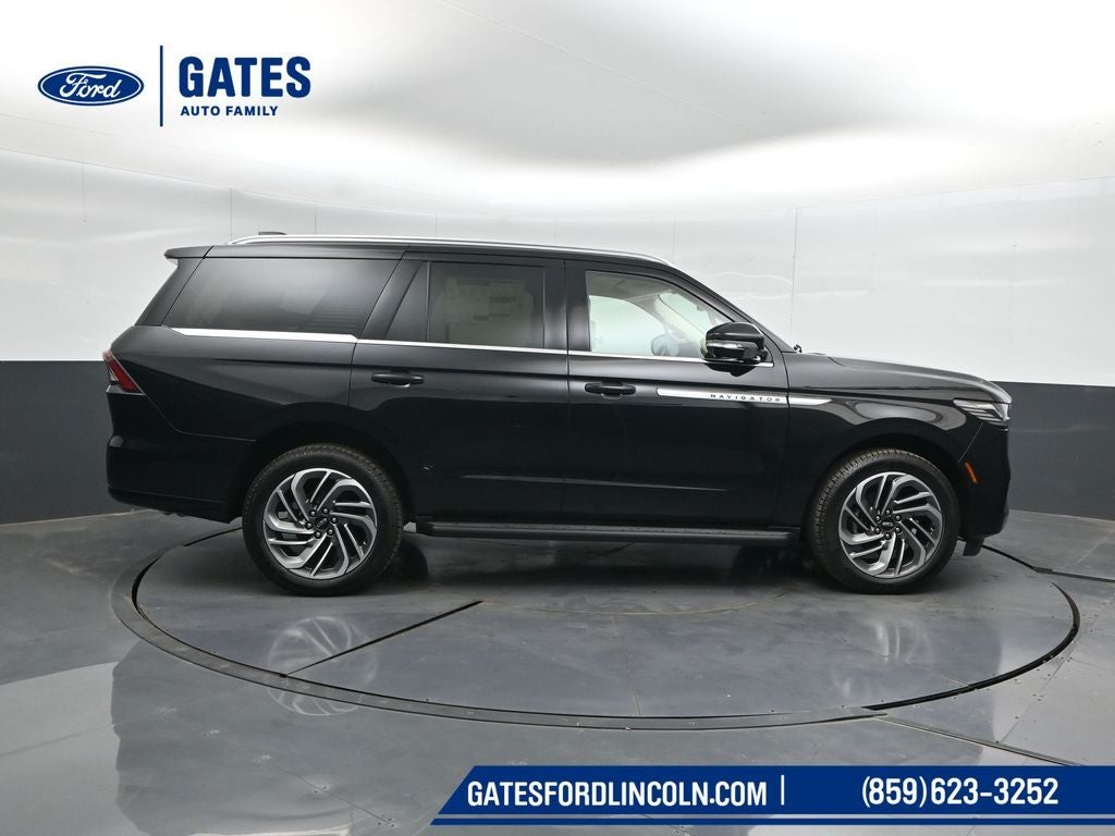 2027 Lincoln Navigator Premiere