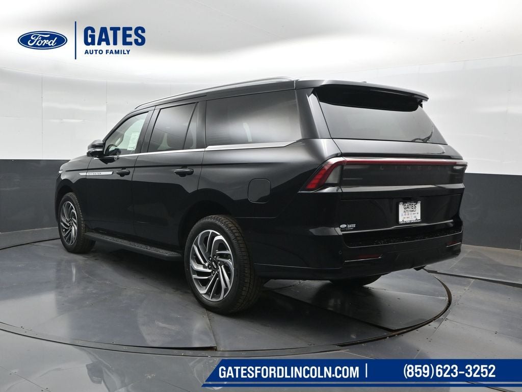 2027 Lincoln Navigator Premiere