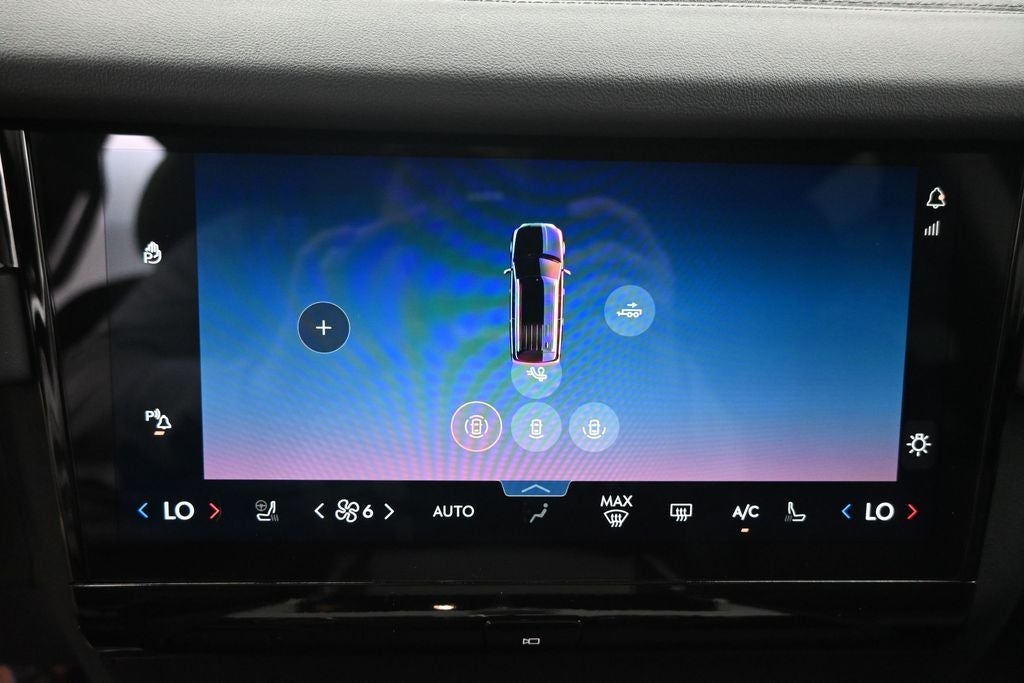2027 Lincoln Navigator Premiere