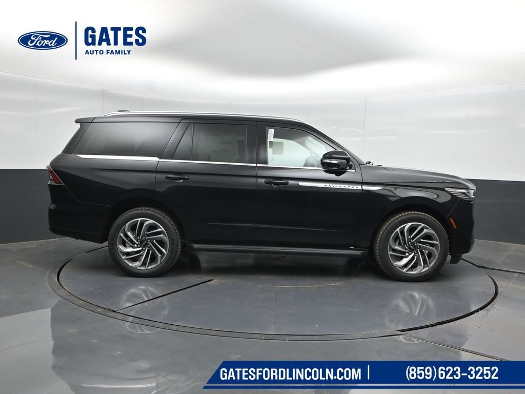 2027 Lincoln Navigator Premiere