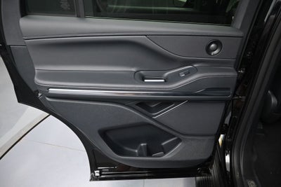 2027 Lincoln Navigator Premiere
