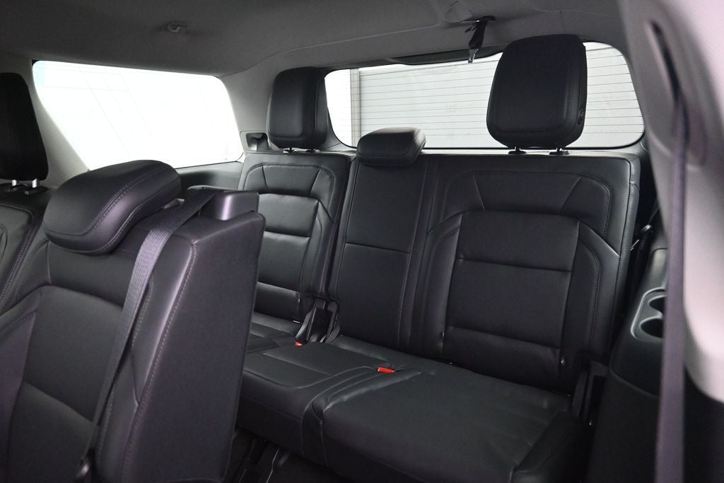 2027 Lincoln Navigator Premiere