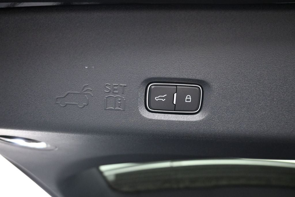 2027 Lincoln Navigator Premiere