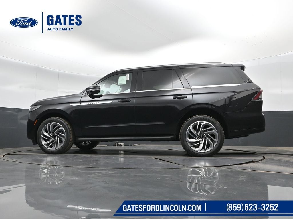 2027 Lincoln Navigator Premiere
