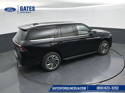 2027 Lincoln Navigator Premiere