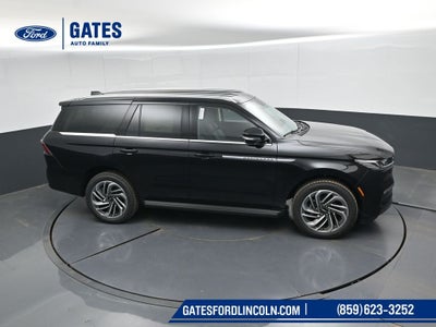 2027 Lincoln Navigator Premiere
