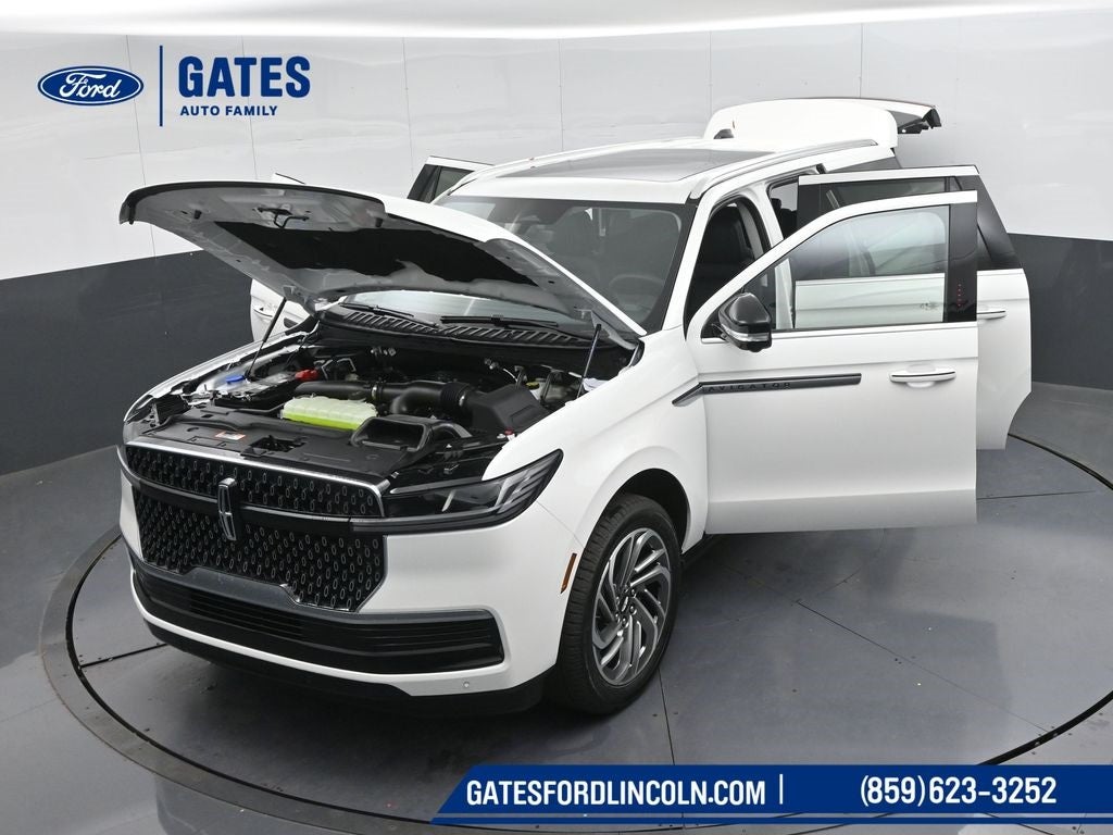 2025 Lincoln Navigator L Reserve