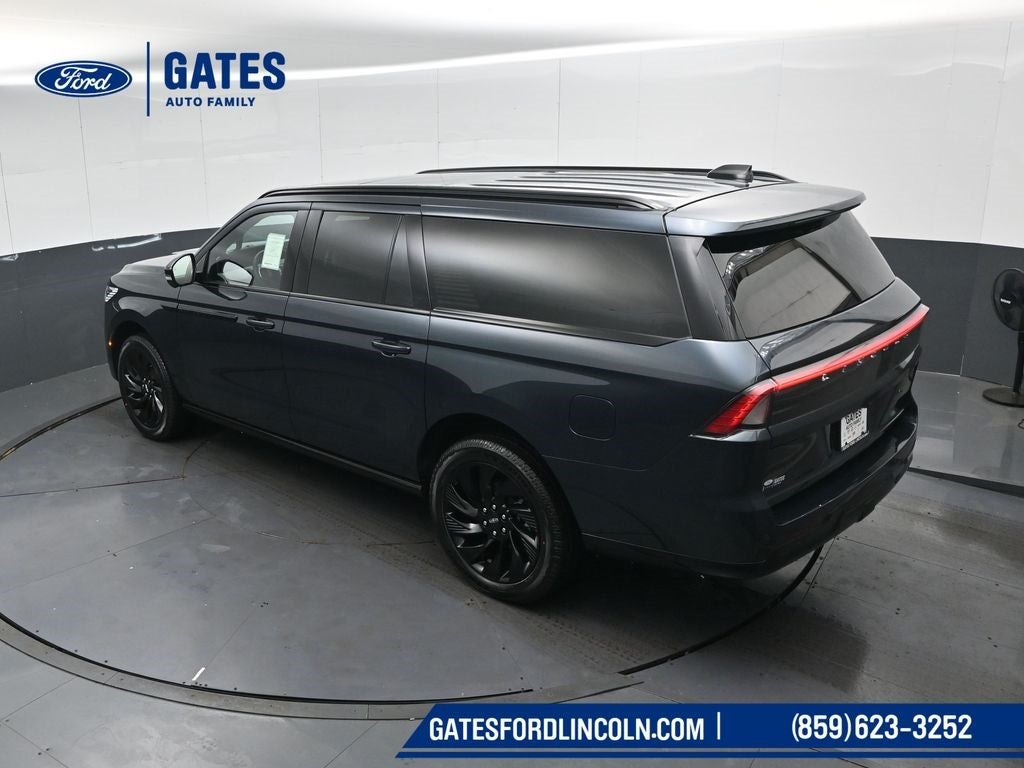 2026 Lincoln Navigator L Reserve