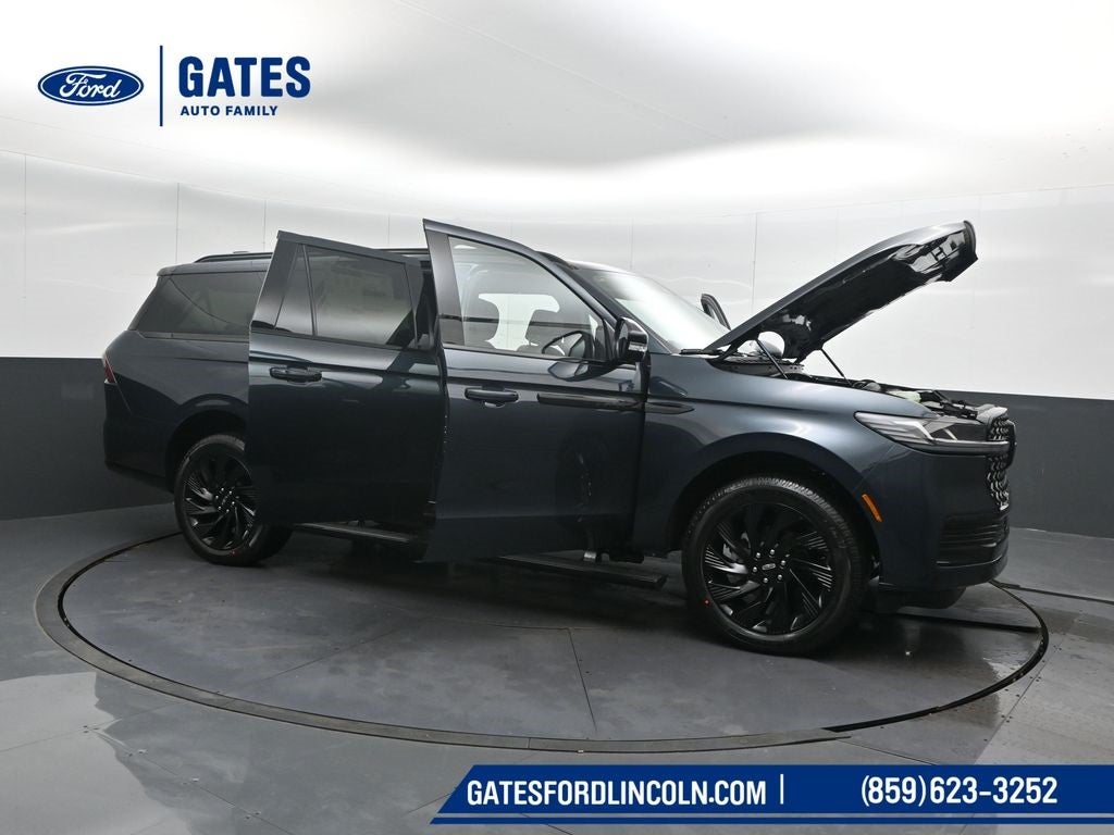 2026 Lincoln Navigator L Reserve
