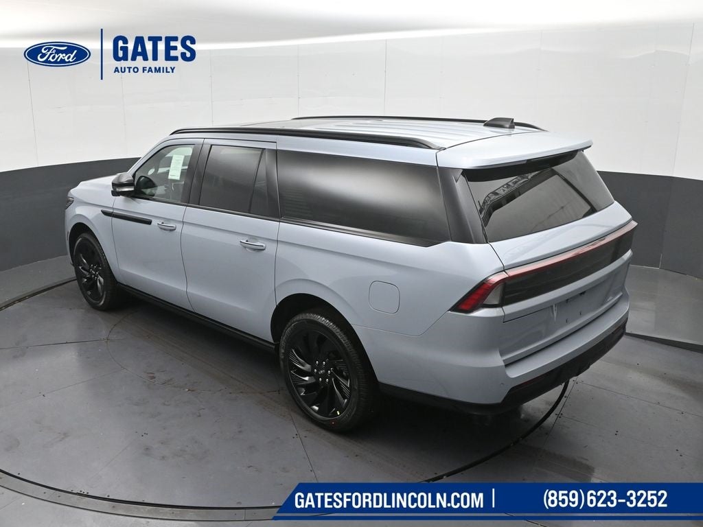 2025 Lincoln Navigator L Reserve
