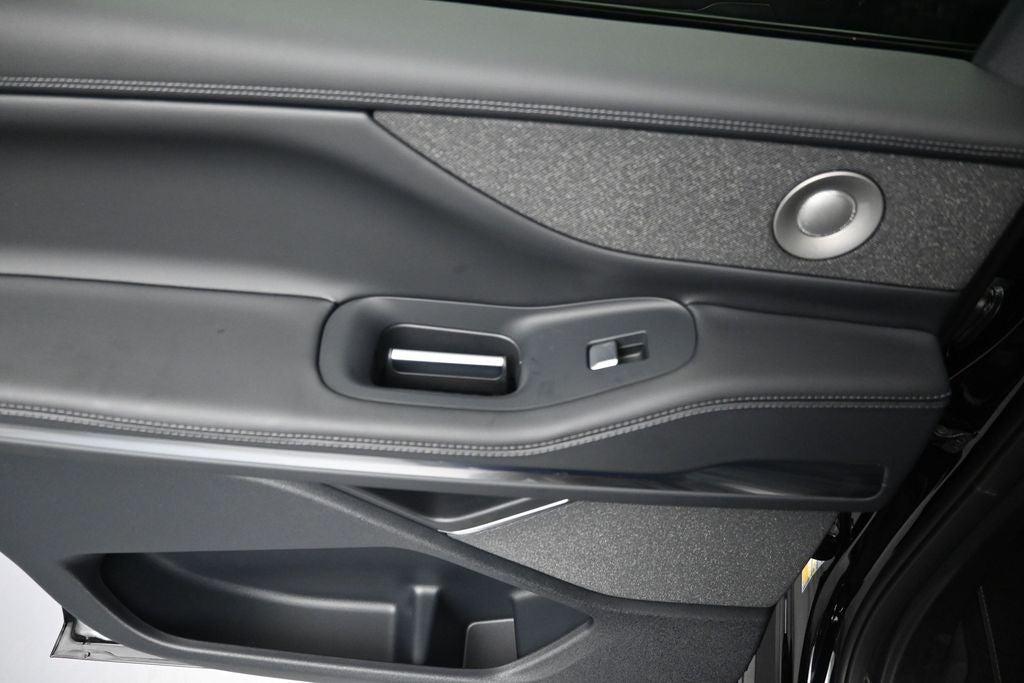 2027 Lincoln Navigator L Reserve
