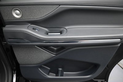 2027 Lincoln Navigator L Reserve