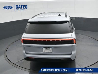 2026 Lincoln Navigator L Reserve