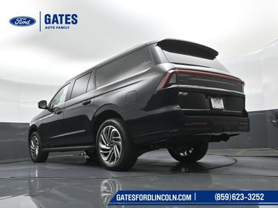 2026 Lincoln Navigator L Premiere