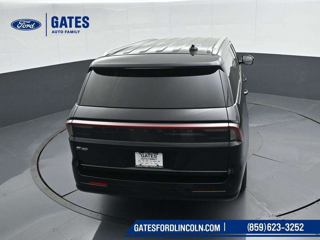 2026 Lincoln Navigator L Premiere