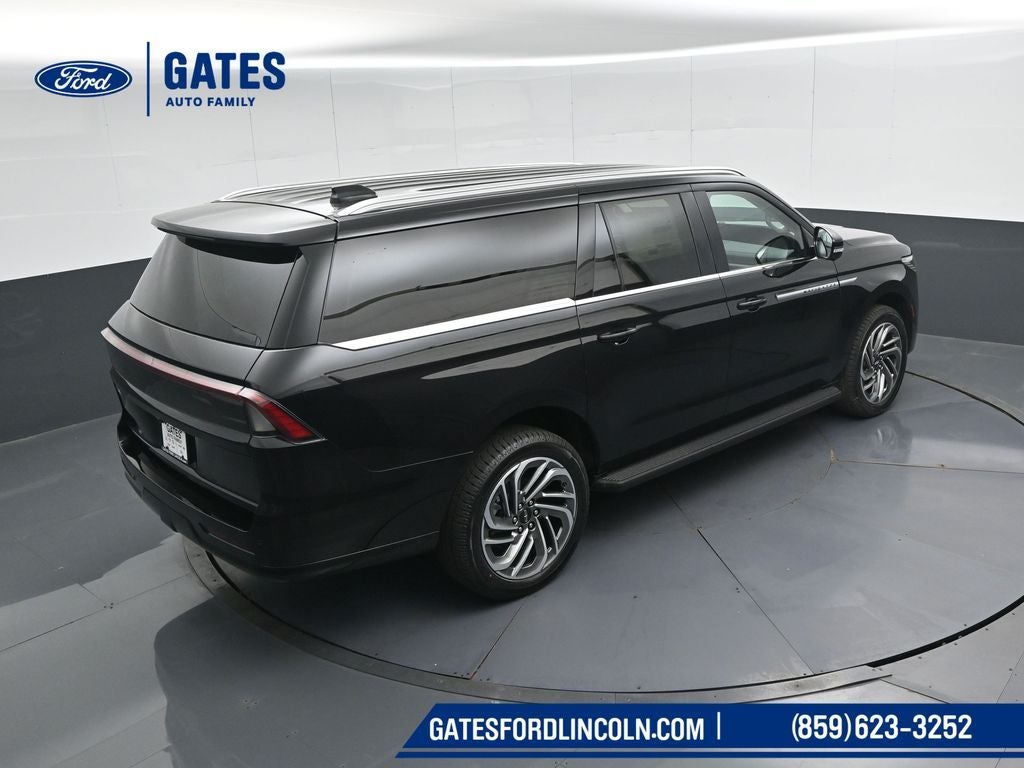 2026 Lincoln Navigator L Premiere