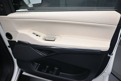 2027 Lincoln Navigator L Premiere