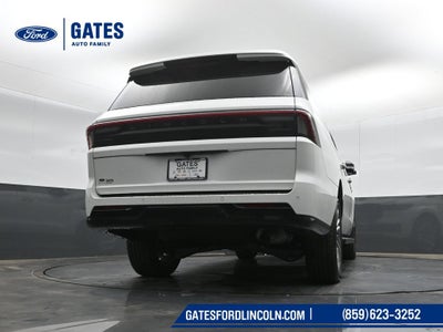 2027 Lincoln Navigator L Premiere