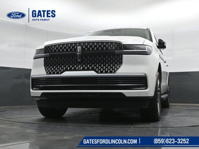 2027 Lincoln Navigator L Premiere