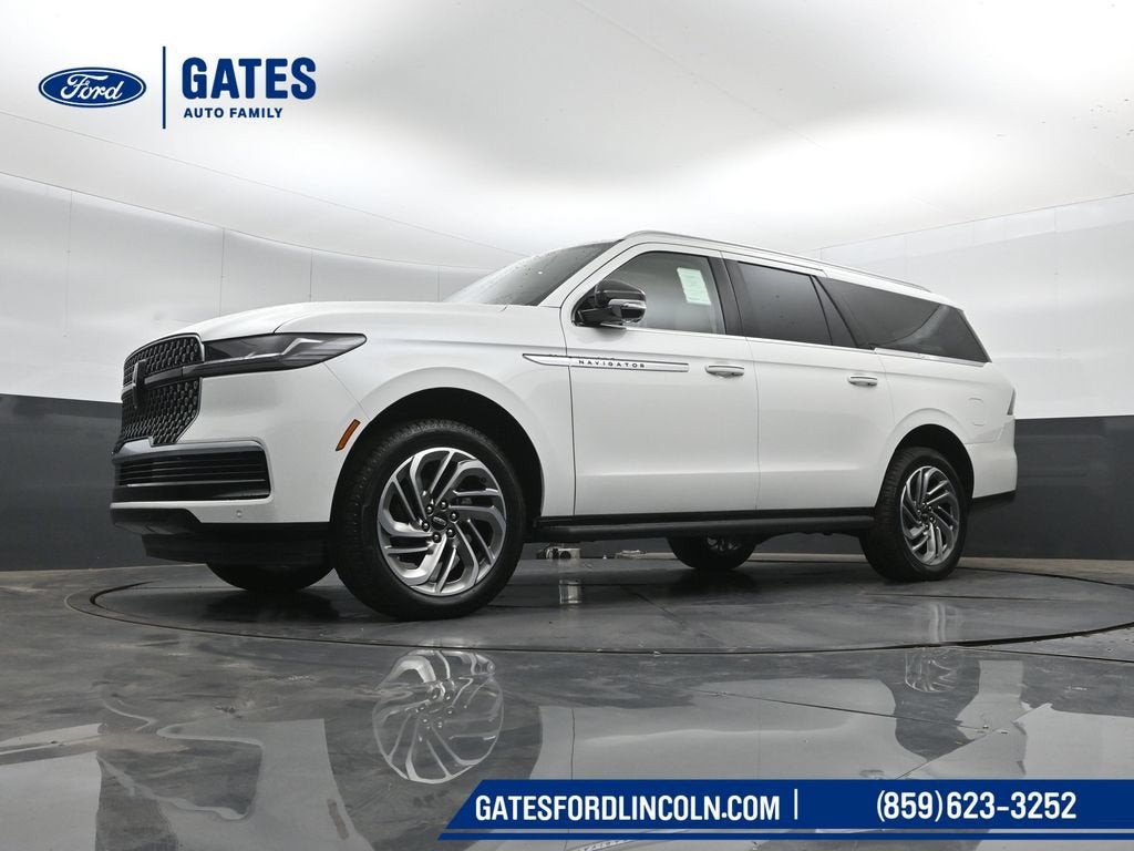 2027 Lincoln Navigator L Premiere