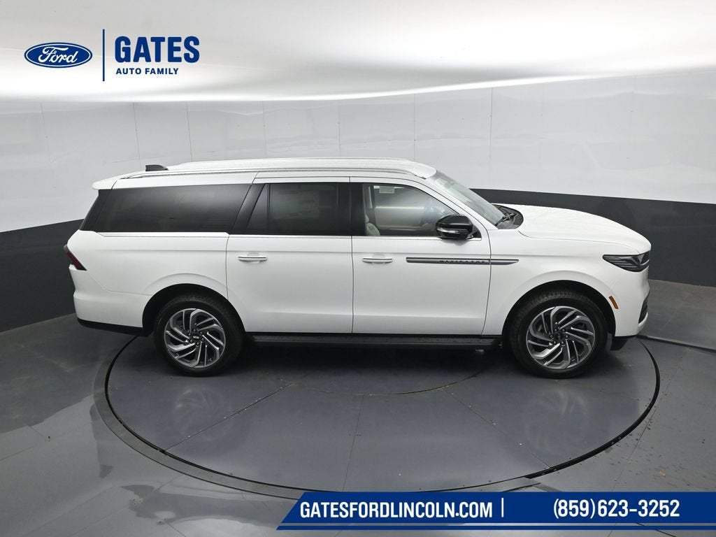 2027 Lincoln Navigator L Premiere