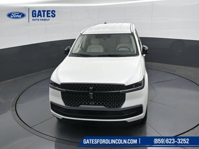 2027 Lincoln Navigator L Premiere