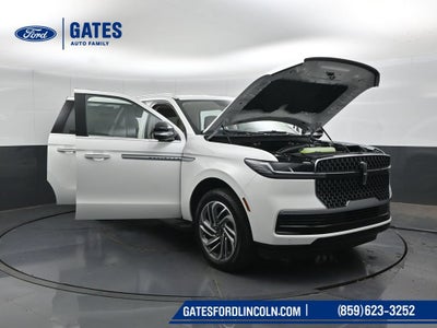 2027 Lincoln Navigator L Premiere