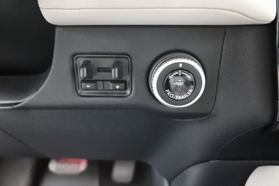 2026 Lincoln Navigator L Premiere
