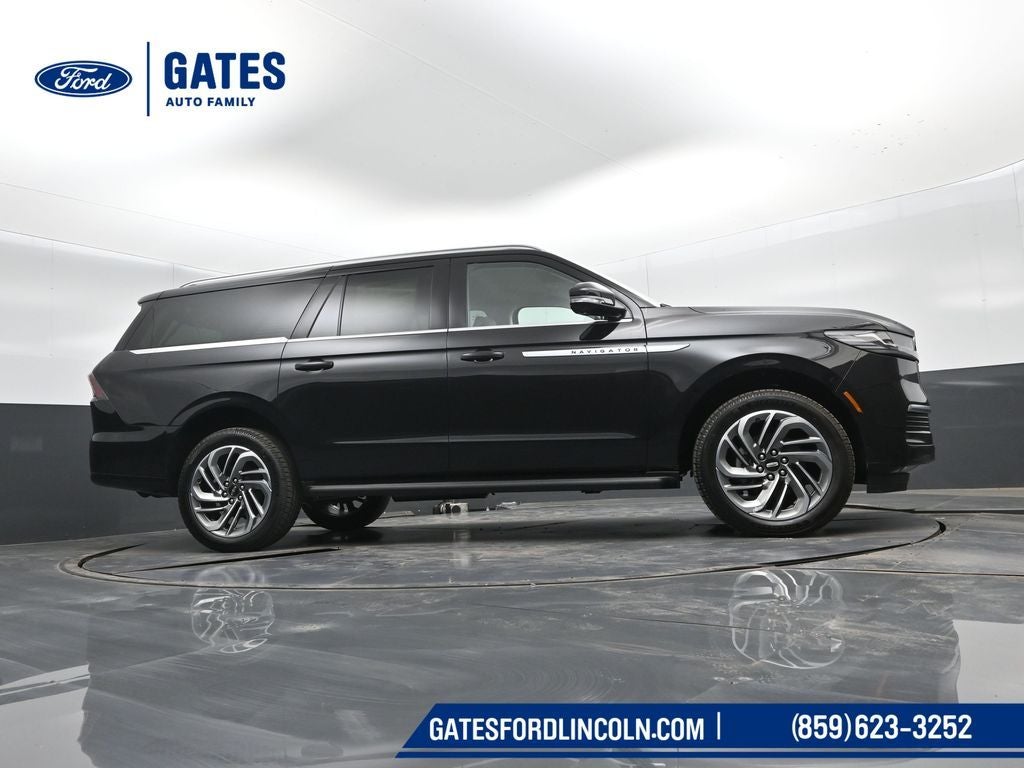 2026 Lincoln Navigator L Premiere