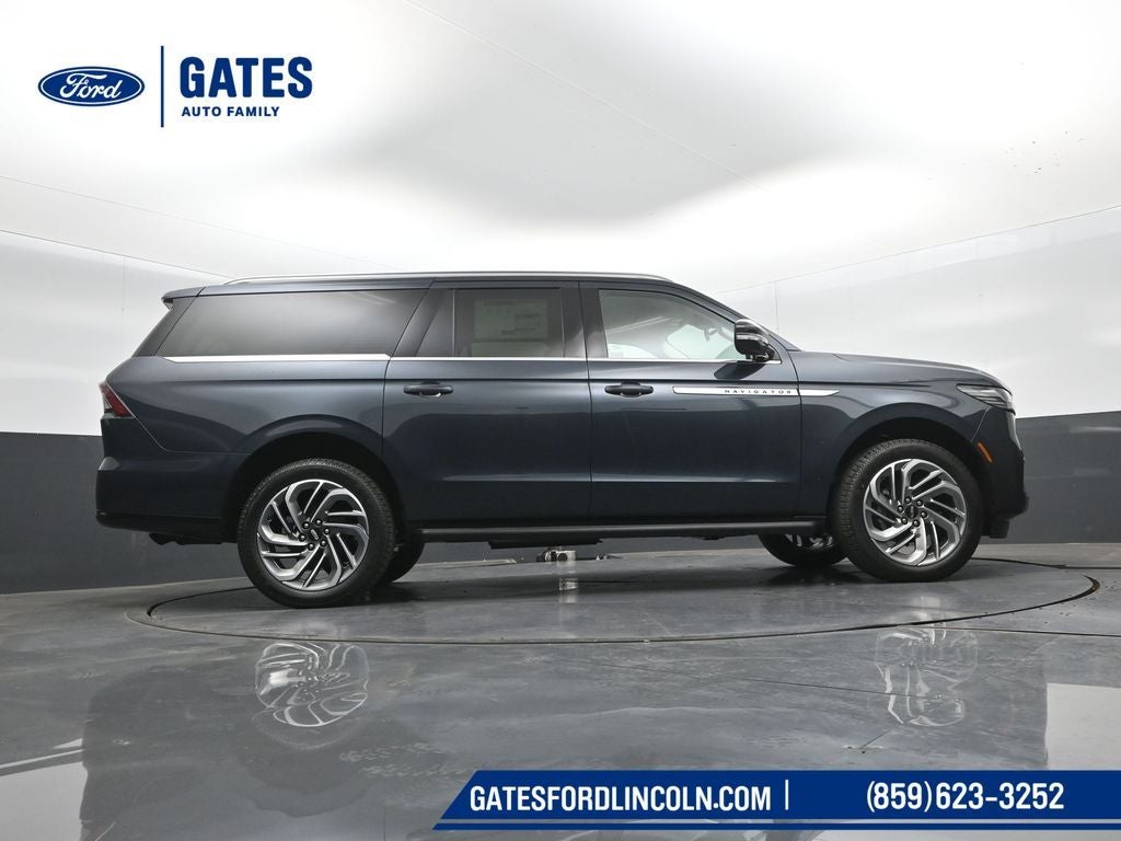 2026 Lincoln Navigator L Premiere